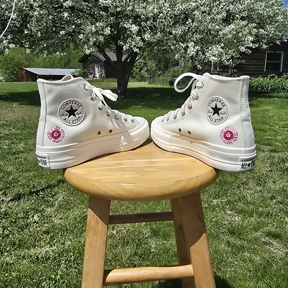 Converse Women's High-Top Sneakers - White With Embroidered Details, Size 8.5 - Picture 5 of 5